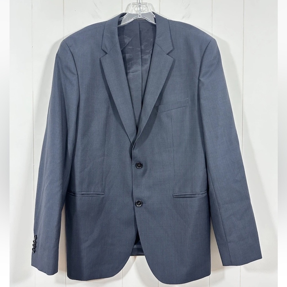 Hugo Boss Men’s Sz 42R Pinstrip Luxury Virgin Wool Suit Jacket Navy blue